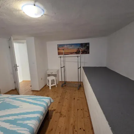 Semesterbostad House Lanterna *