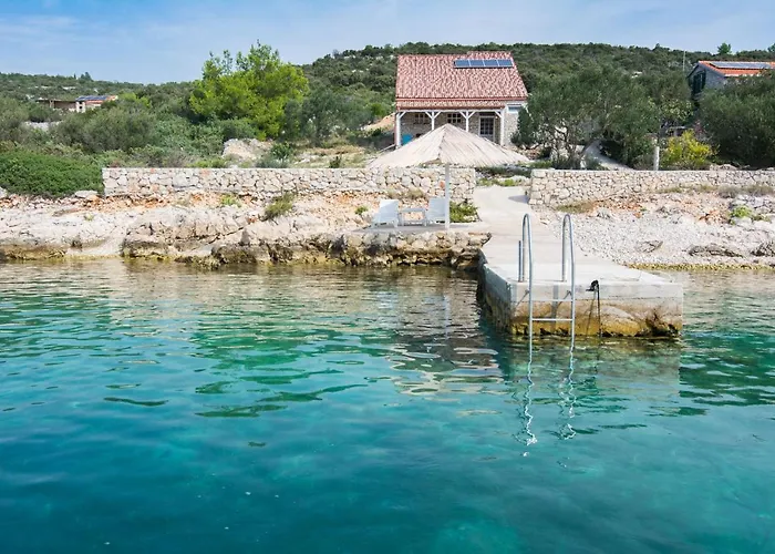 House Lanterna Ткон