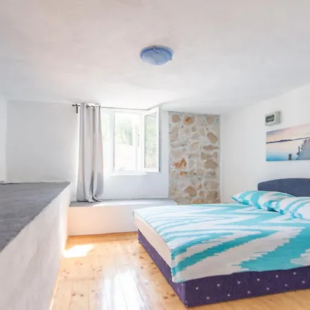 Сasa de vacaciones House Lanterna