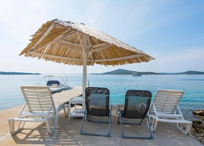 House Lanterna Nyaraló Tkon