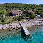 House Lanterna Holiday home Tkon